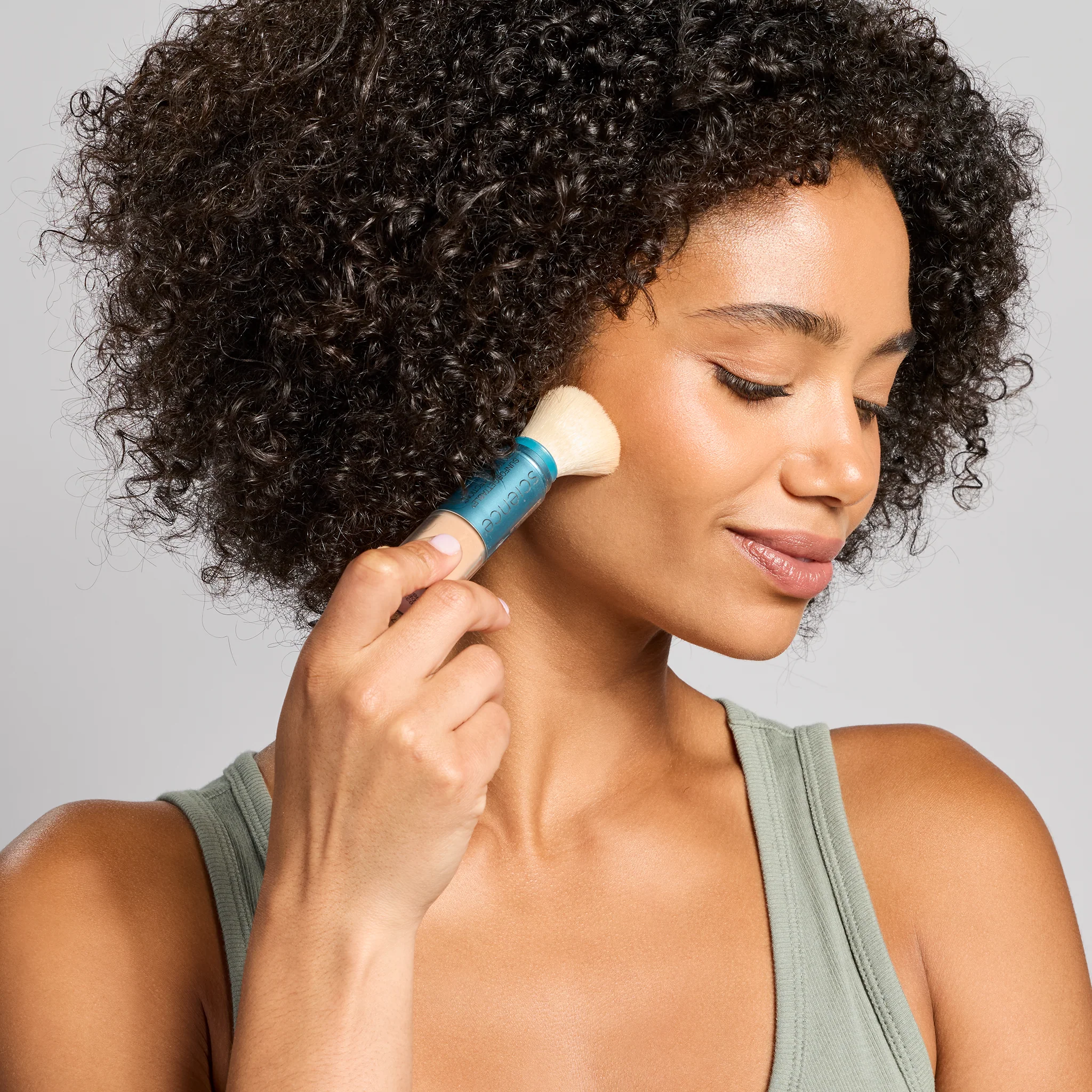 Sunforgettable® Total Protection® Brush-on Shield SPF 50 Multipack - Image 10